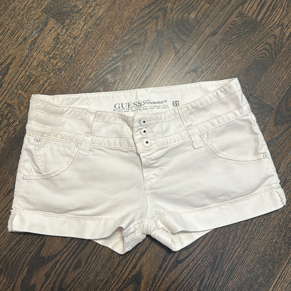 Vintage y2k low rise Guess white shorts.